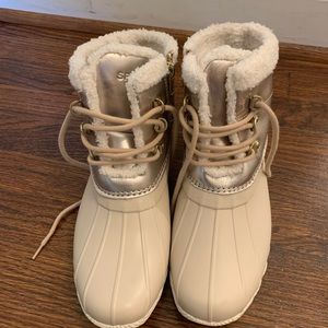 Sperry Women's Saltwater Alpine Snow Boot light gold size 8